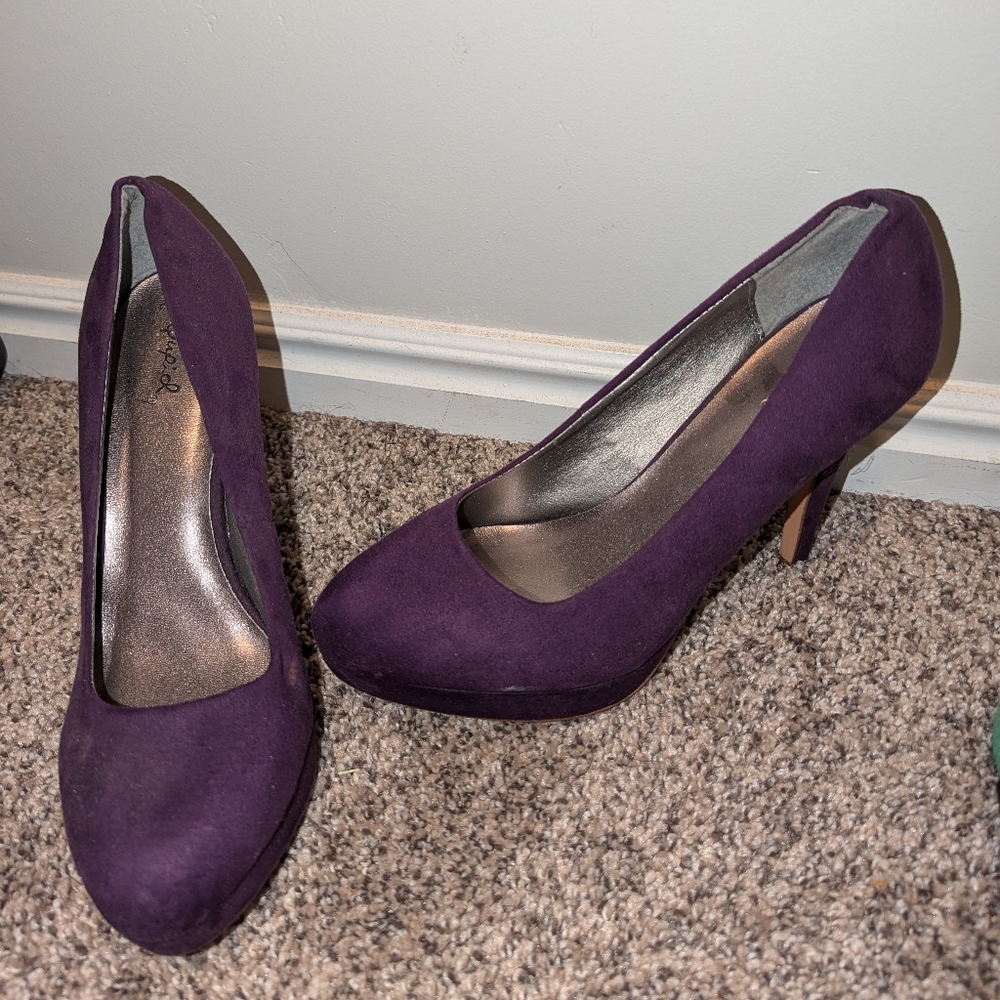 Purple velvet heels